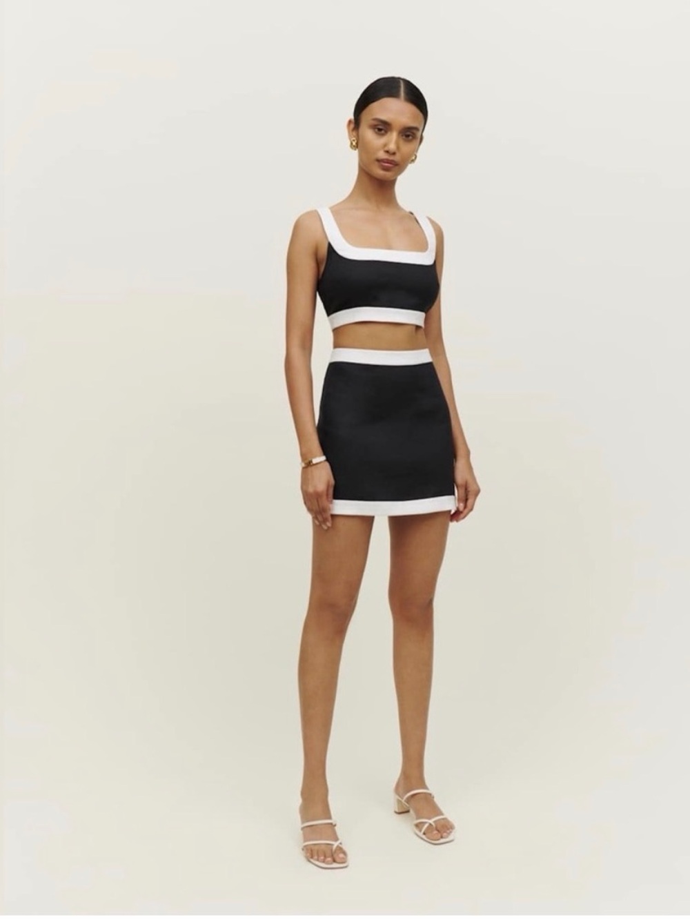 Reformation Monochrome Two-Piece Ensemble (Robbie Linen Two Piece)- worn once - Picture 2 of 13